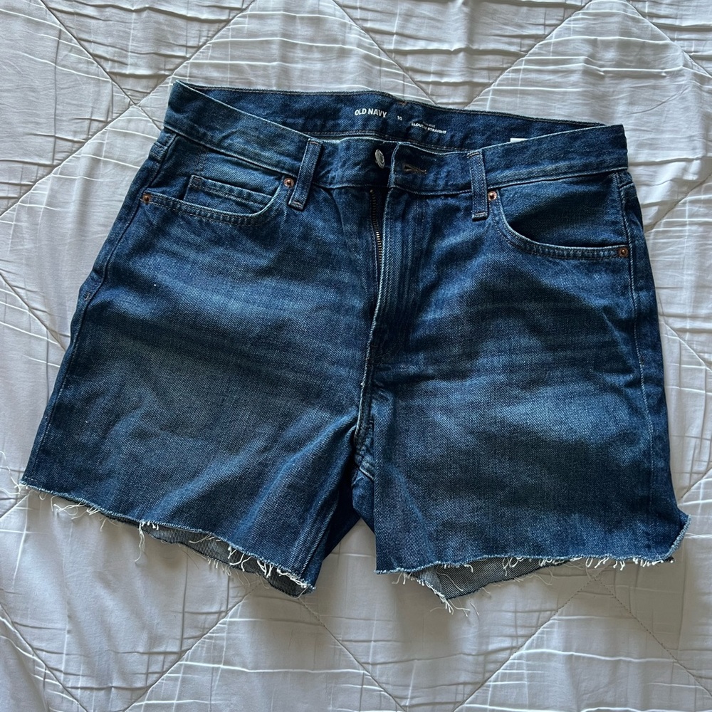 NWOT slouchy jean shorts